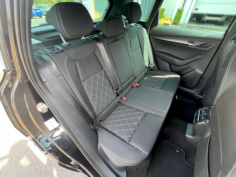 Škoda Karoq (2025) Sportline 1.5TSi 110kW 7°autom - fotka 19 z 32