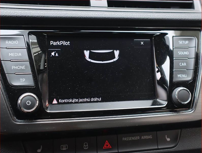 Škoda Fabia (2017) JOY 1.4 TDI, Xenony, Tempomat - fotka 19 z 19