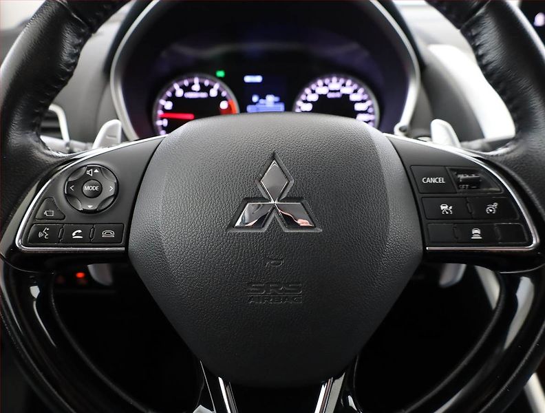 Mitsubishi Eclipse Cross (2018) 1.5 T-MIVEC, 4X4, Automat - fotka 8 z 17