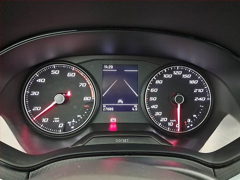 Seat Arona (2023) Style 1.0 TSI, ČR,1.maj - fotka 11 z 22