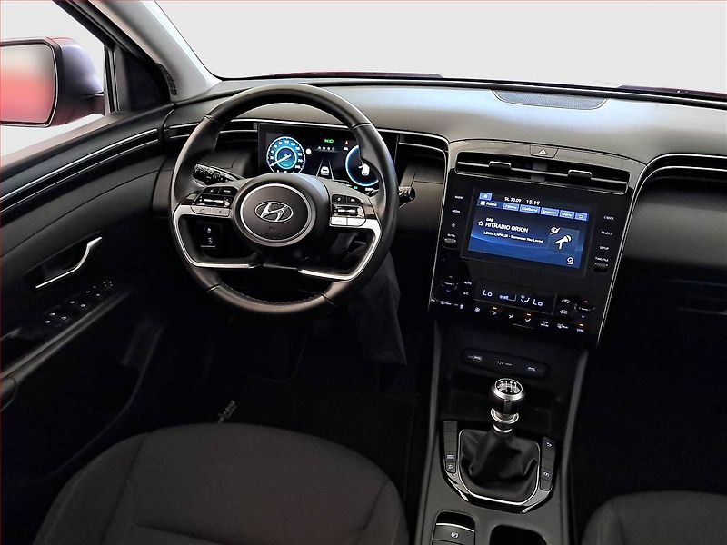 Hyundai Tucson (2021) 1.6 T-GDI - fotka 7 z 19