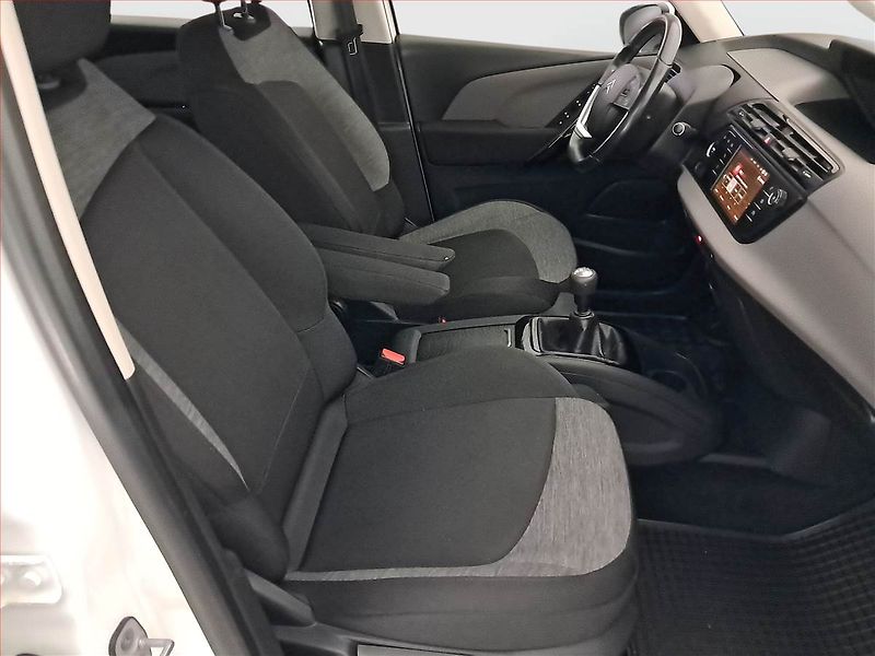 Citroën C4 Picasso (2016) 1.6 BlueHDi, 7 míst, Navi - fotka 9 z 20