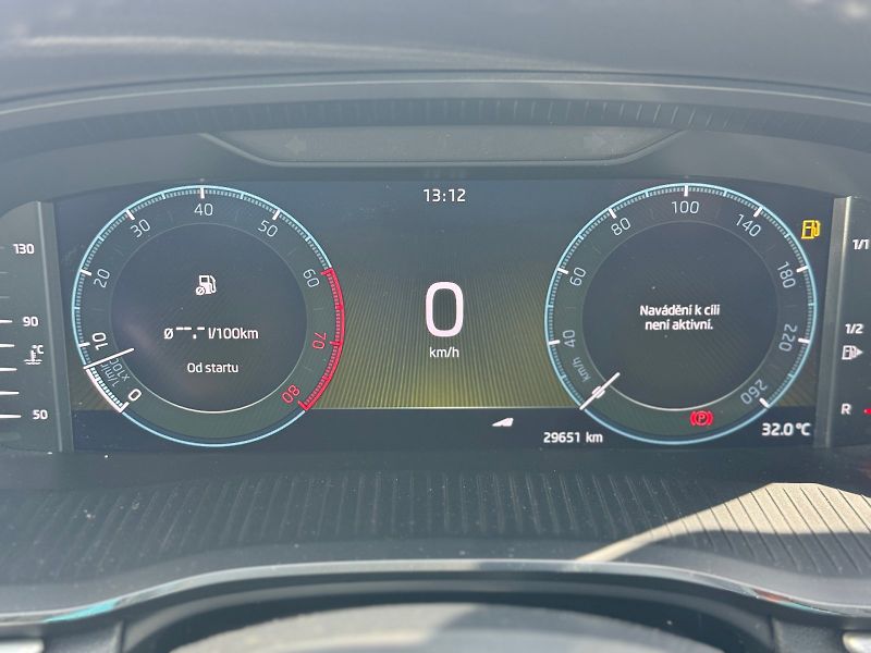 Škoda Octavia (2021) COMBI STYLE Plus 1,5TSI 110 kW - fotka 9 z 30