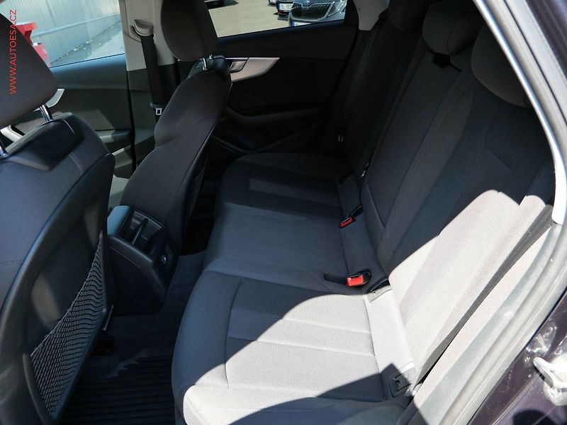 Audi A4 (2018) 3.0 TDi, servis.kniha, AT - fotka 10 z 24