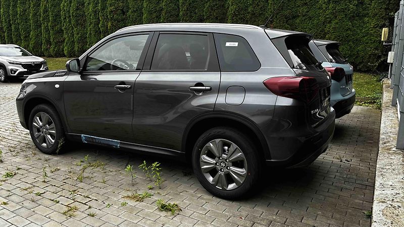 Suzuki Vitara (2026)  1,4 BoosterJet Premium AT  - fotka 5 z 5