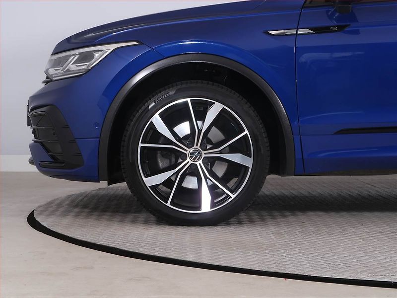 Volkswagen Tiguan (2023) R-Line 2.0 TDI - fotka 15 z 24