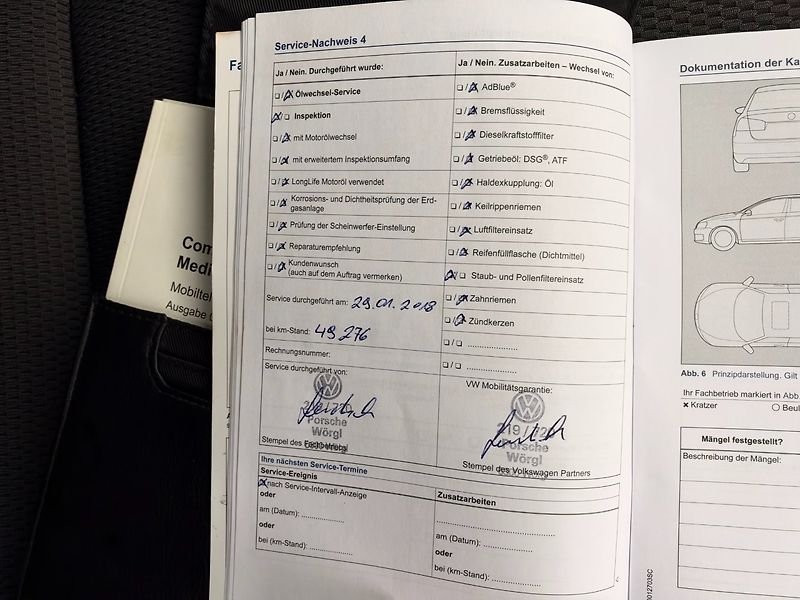 Volkswagen Golf (2015) Variant 1.6TDI 4Motion 81kW - fotka 34 z 37