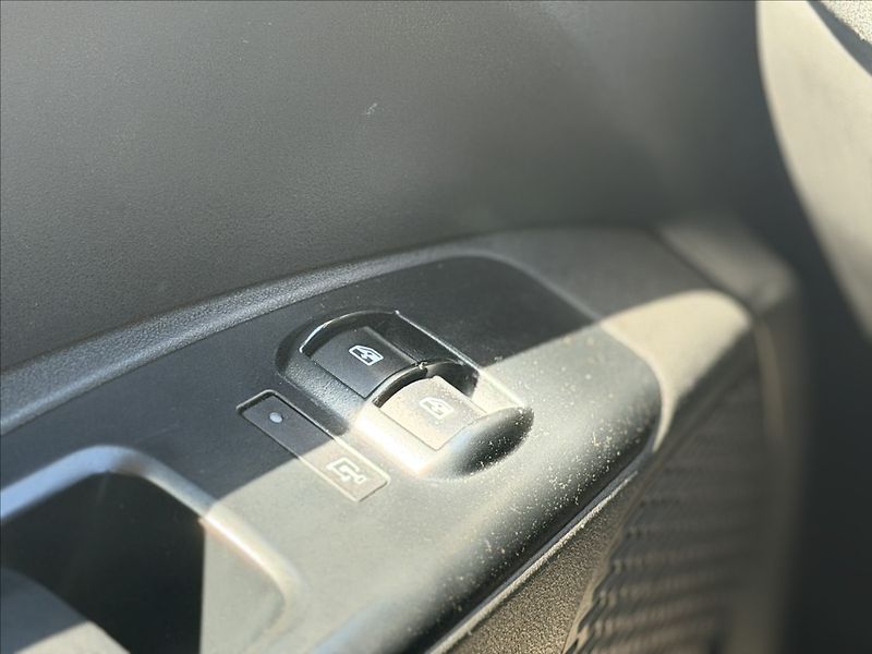 Fiat Dobló JTD 70kW KLIMA - fotka 15 z 27