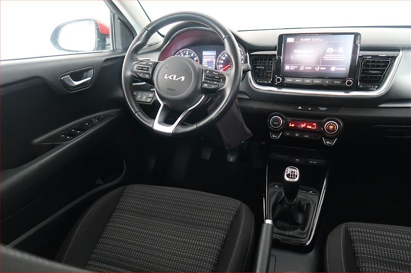 Kia Stonic (2023) Exclusive 1.0 T-GDI, EXCLUSIVE - fotka 7 z 17