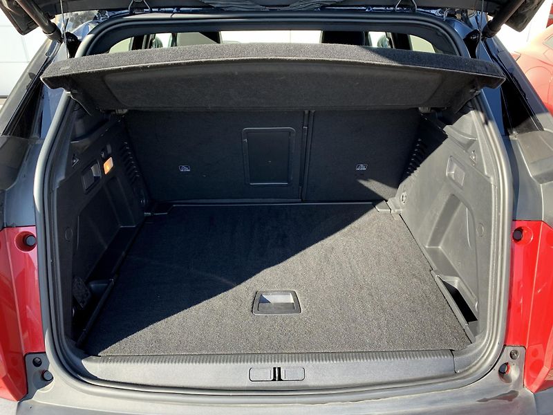 Peugeot 3008 ALLURE PACK 1.5 BHDi 96kW AT8 - fotka 5 z 27