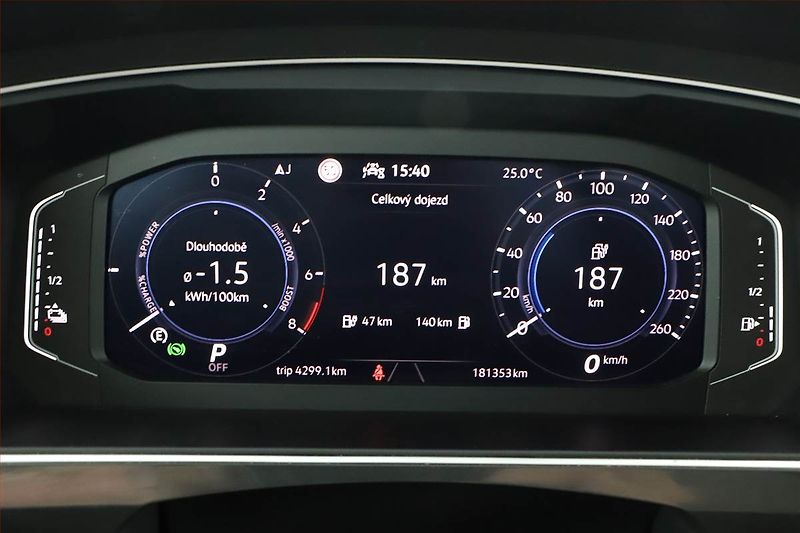 Volkswagen Tiguan (2022) 1.4 TSI eHybrid - fotka 8 z 19