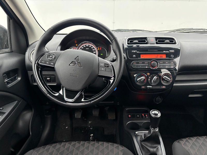 Mitsubishi Space Star 1.2 MIVEC 59kW - fotka 5 z 25