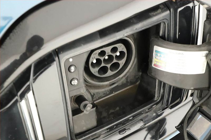 Škoda Superb (2020) iV 1.4 TSI PHEV, ČR, AUTOMAT - fotka 24 z 25
