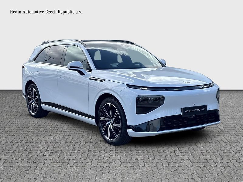 Xpeng G9 (2026) G9 AWD Performance (Nová G9) - fotka 7 z 15
