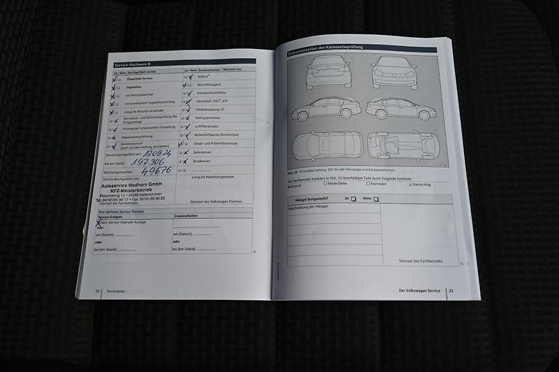 Volkswagen Golf VII 2.0TDI 110KW Highline 2/17 - fotka 48 z 57