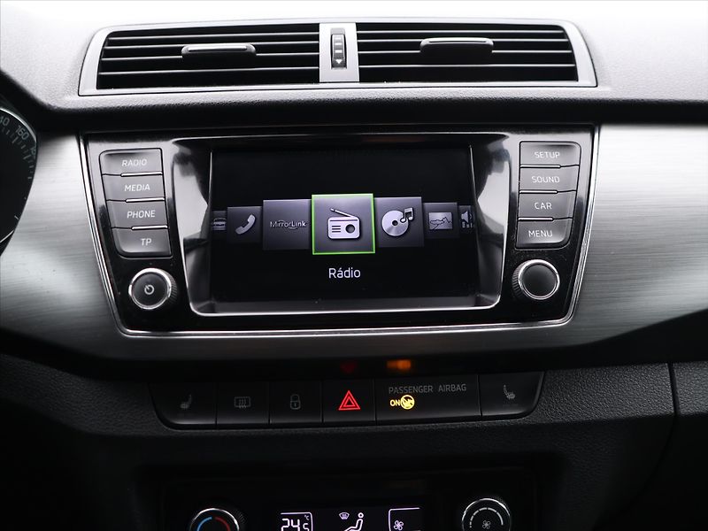 Škoda Fabia 1,2 TSI 81kW Style CZ DPH - fotka 17 z 26