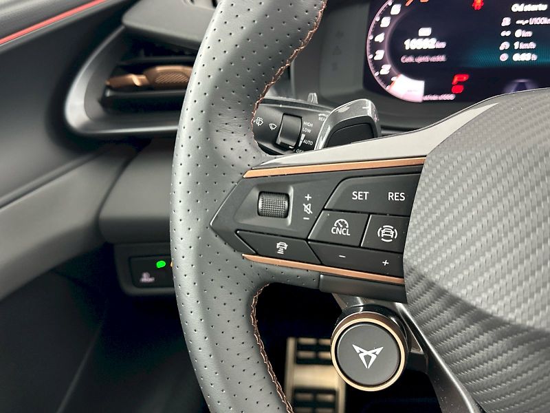 Cupra Terramar (2025) VZ 2.0 TSI 195kW 4x4 DSG - fotka 29 z 37