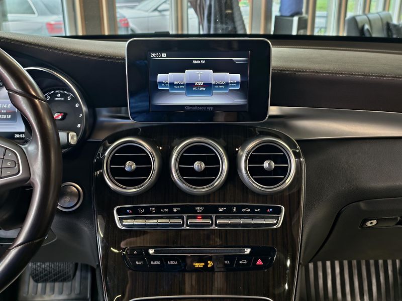 Mercedes-Benz GLC 350e 235kW 4MATIC Plug-In, DPH - fotka 13 z 27