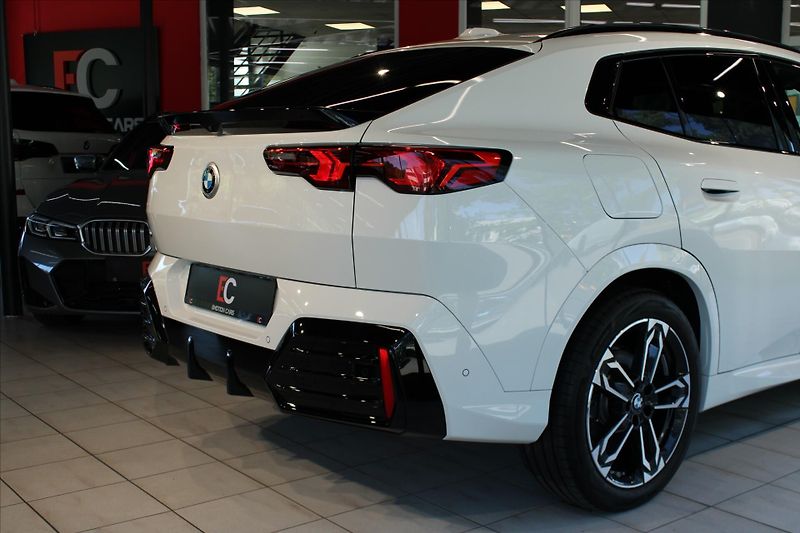 BMW X2 xDrive20d M Sport DAPlus/Pano/ - fotka 9 z 36