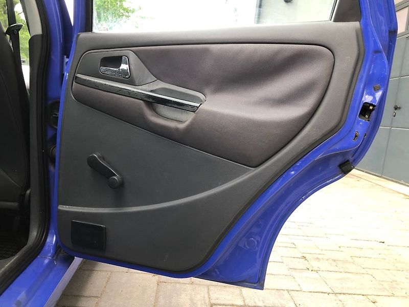 Seat Ibiza (2001) 1.9 SDi - fotka 12 z 25