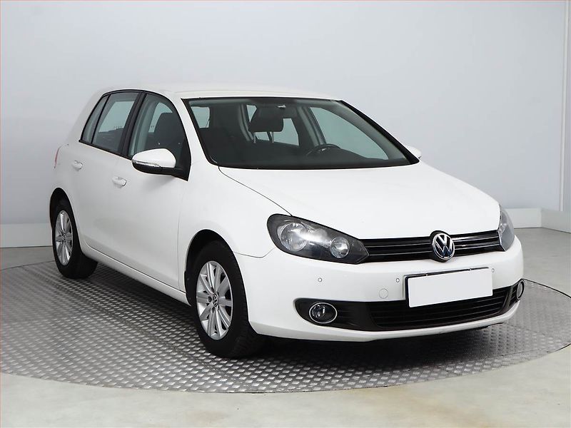 Volkswagen Golf (2012) 1.2 TSI, Tempomat - fotka 1 z 14