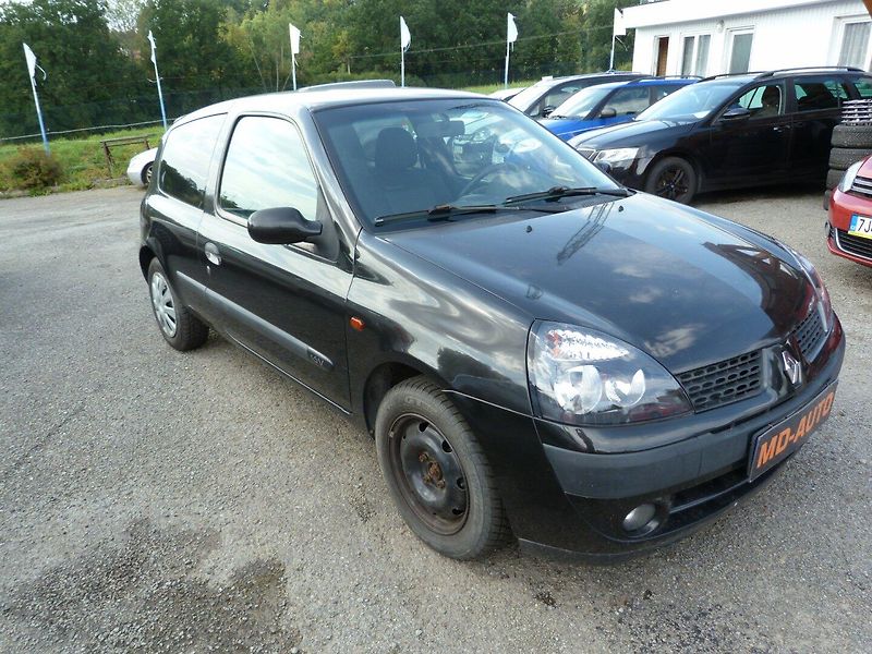 Renault Clio 1,2 16V - fotka 3 z 14