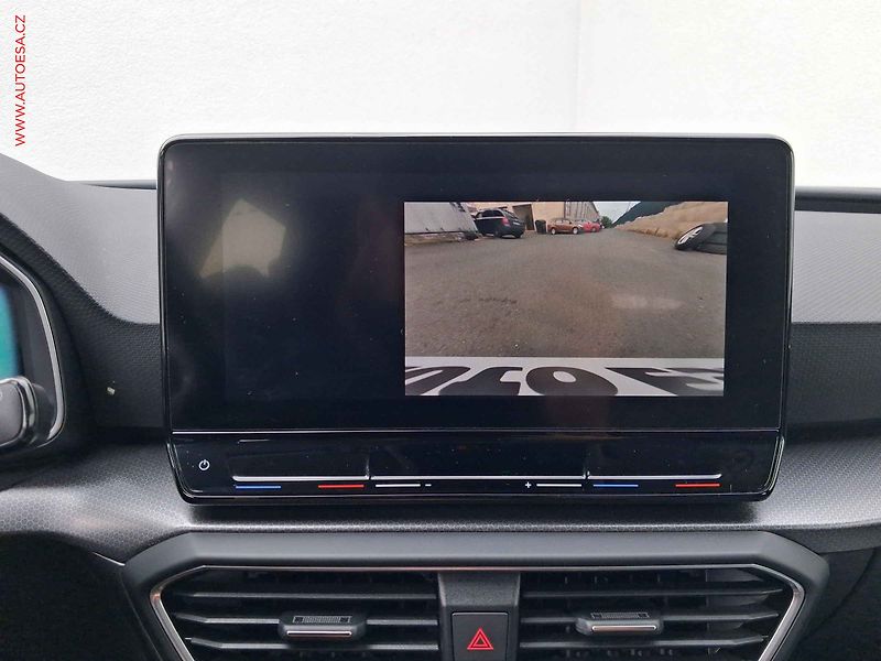 Seat Leon (2021) 2.0 TDi, Style, DSG, +kola - fotka 18 z 21
