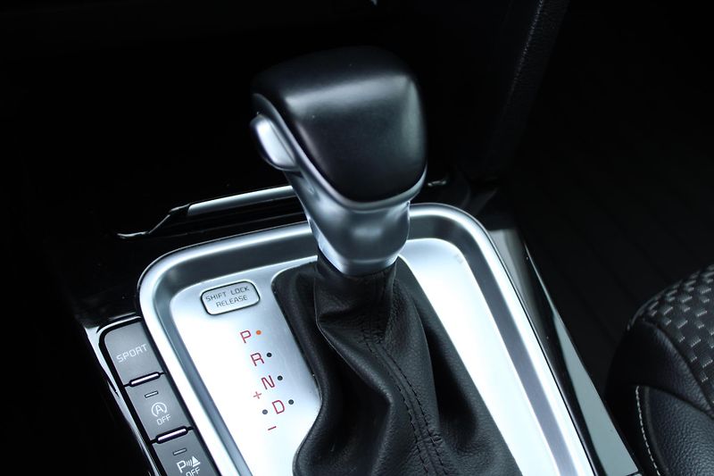 Kia XCeed 1.4T-GDI 103kW SERVIS.KNIHA ČR - fotka 25 z 28