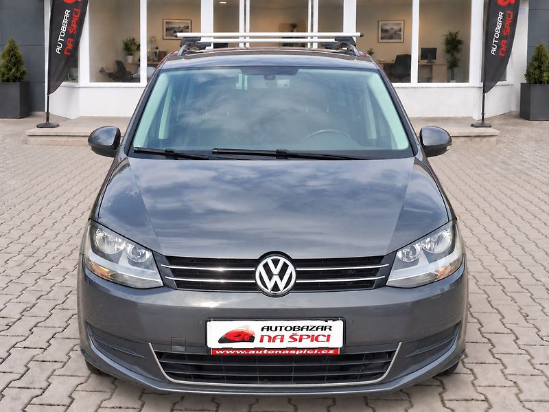 Volkswagen Sharan (2012) 2.0TDI 103kW 6MAN -7.MÍST - fotka 3 z 48