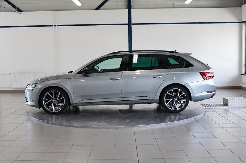 Škoda Superb - fotka 3 z 29