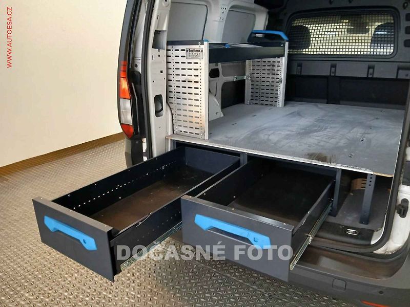 Volkswagen Caddy (2021) 2.0TDi SORTIMO, 90kW, navi - fotka 6 z 10