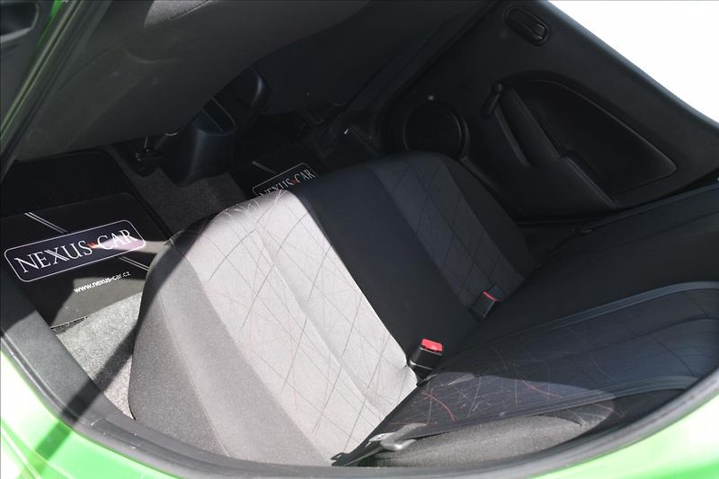 Mazda 2 1,4 I 55KW NOVÁ STK KLIMA - fotka 18 z 39