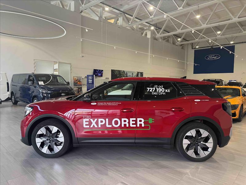 Ford Explorer PREMIUM RWD 77 kWh Prodloužený - fotka 2 z 13
