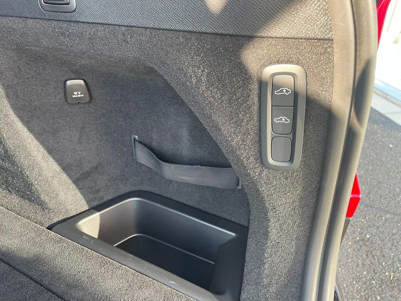 Volvo XC90 (2024) 4x4, Nejvyšší výbava, Vzduch.p - fotka 22 z 29