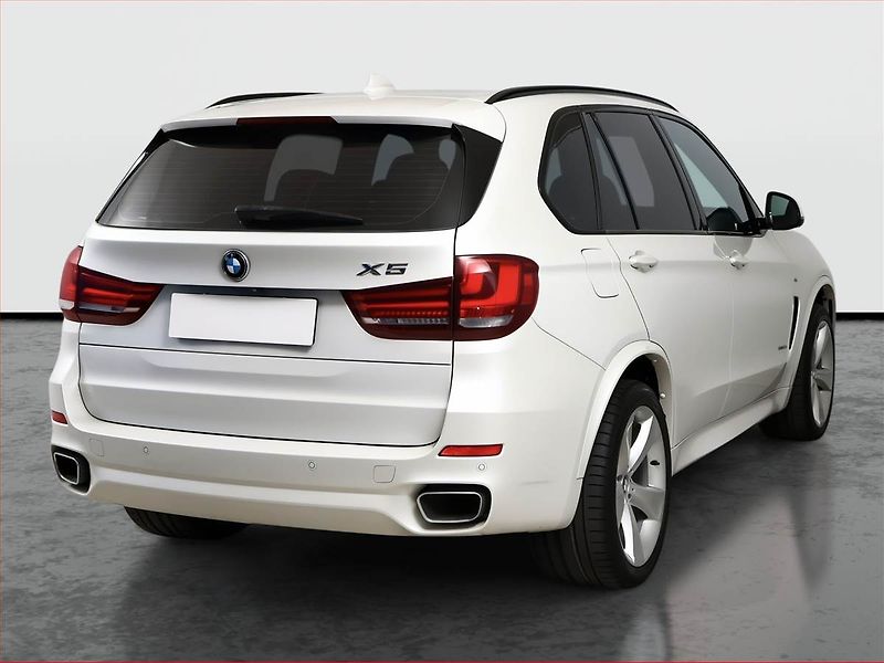BMW X5 (2017) xDrive30d - fotka 5 z 26