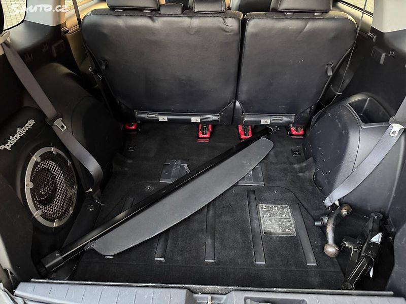 Mitsubishi Outlander (2011) 2.2DI-D,130kw 4x4 7 míst Tažné - fotka 12 z 23