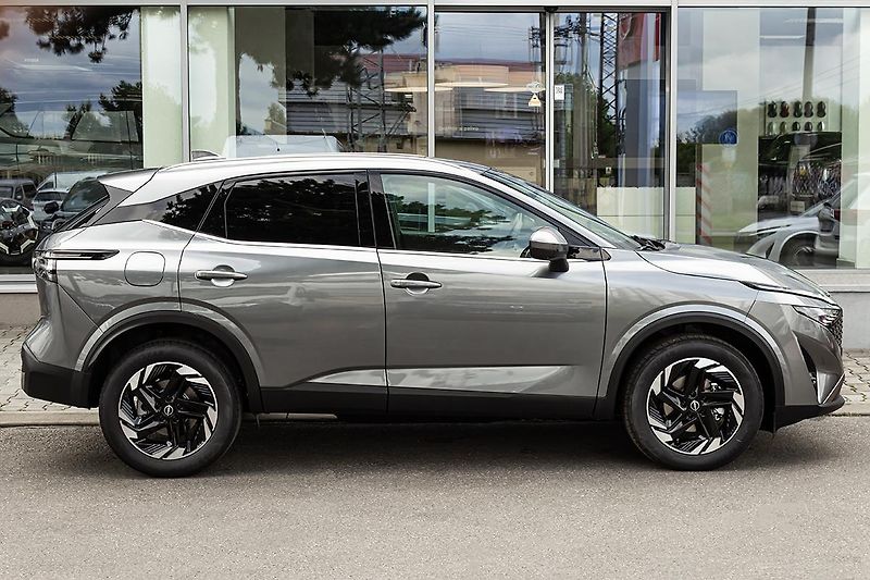 Nissan Qashqai (2026) 1,3 DIG-T X-TRONIC N-CONNECTA - fotka 4 z 14