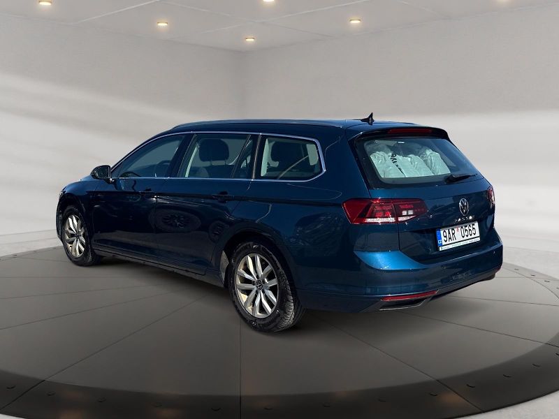 Volkswagen Passat Variant (2023) BUSINESS 2.0TDI 110kW DSG CZ - fotka 4 z 11