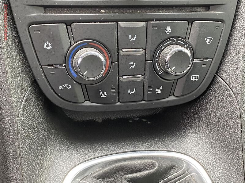 Opel Meriva (2011) 1.4T, Innovation, park. čidla - fotka 14 z 16