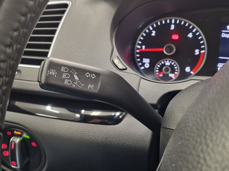Volkswagen Sharan (2020) 130kW 4M GT DSG 2020 | Záruka - fotka 44 z 73