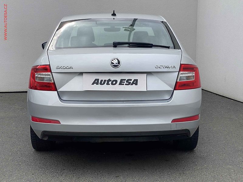 Škoda Octavia (2016) 1.6TDi, 1.maj,ČR, Ambition - fotka 5 z 17
