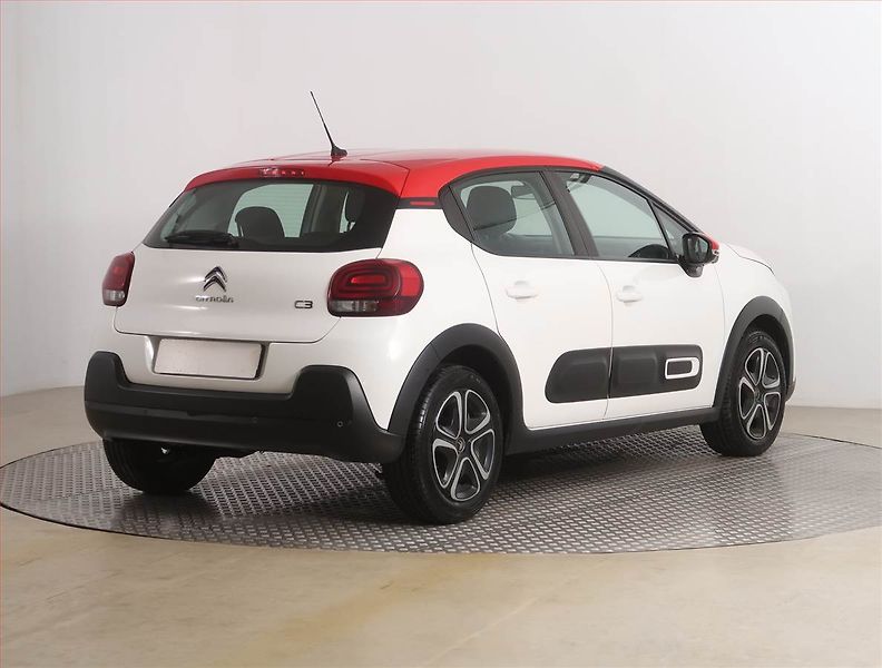 Citroën C3 (2021) Feel Pack 1.2 PureTech - fotka 5 z 18