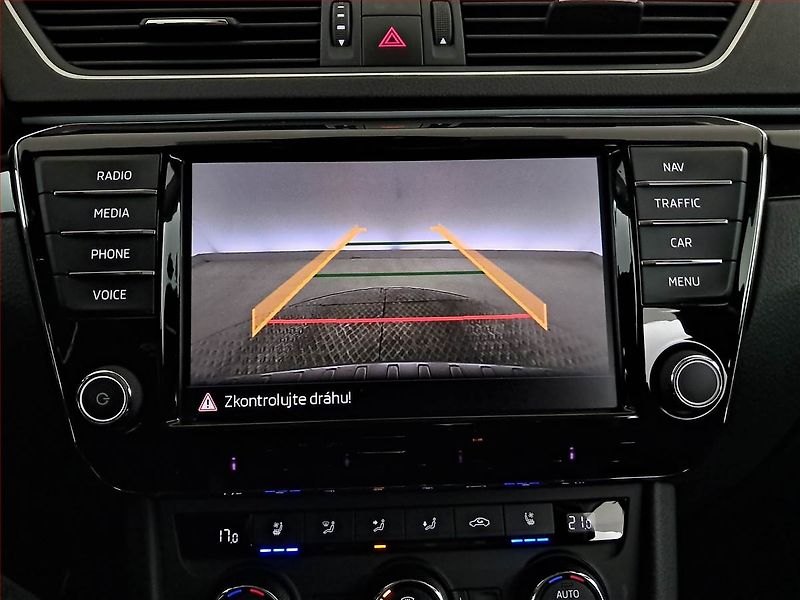 Škoda Superb (2017) Laurin&Klement 2.0 TDI - fotka 19 z 23
