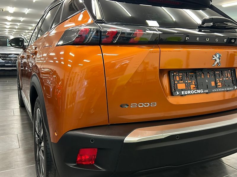 Peugeot 2008 (2021) SoH 89% GT 50kWh | Záruka - fotka 14 z 66