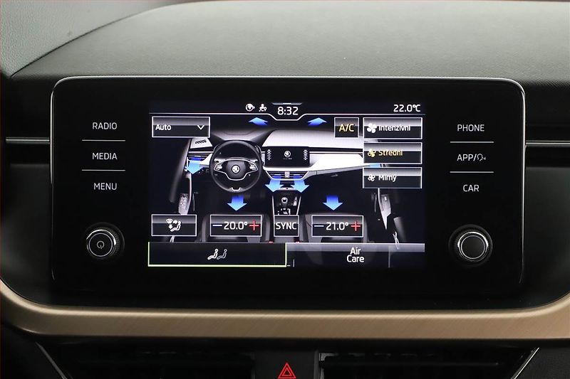Škoda Scala (2023) Style 1.0 TSI, ČR,1.maj - fotka 16 z 20