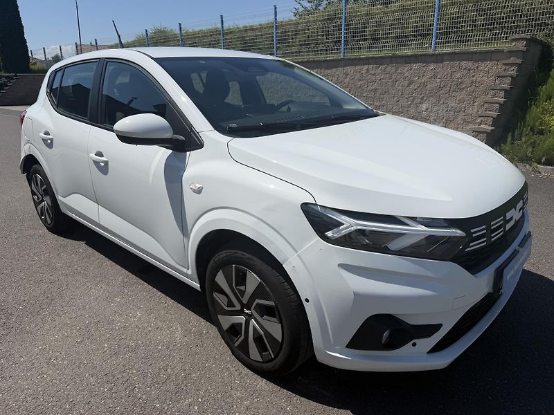 Dacia Sandero 1,0i 67kW LPG  - fotka 3 z 21