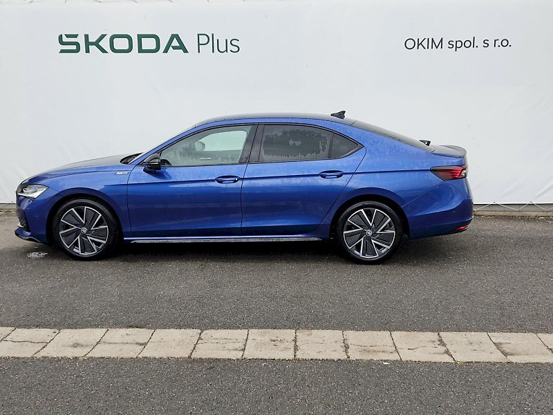 Škoda Superb (2025) SportLine 2,0 Tdi 110 Kw DSG S - fotka 3 z 44