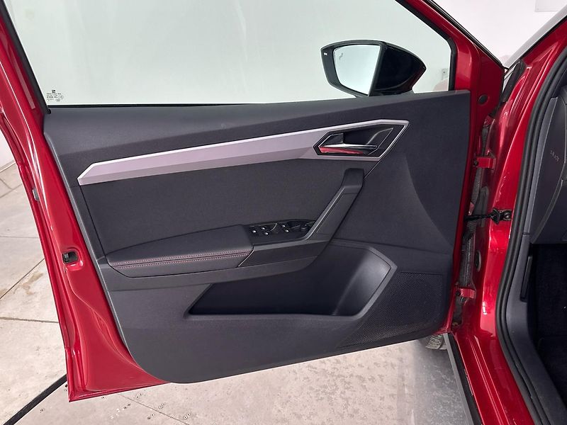 Seat Arona FR - fotka 13 z 27