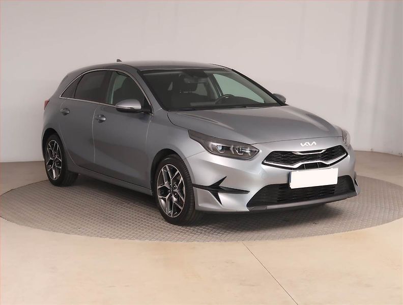 Kia Ceed (2022) 1.5 T-GDI, Serv.kniha, Navi - fotografie inzerátu