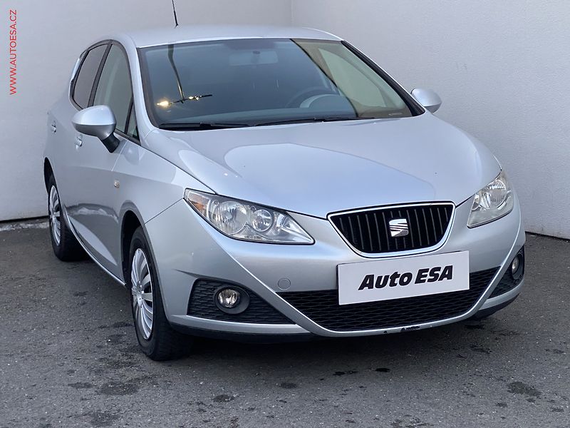 Seat Ibiza (2010) 1.6 TDi, AC, STK12/27 - fotografie inzerátu